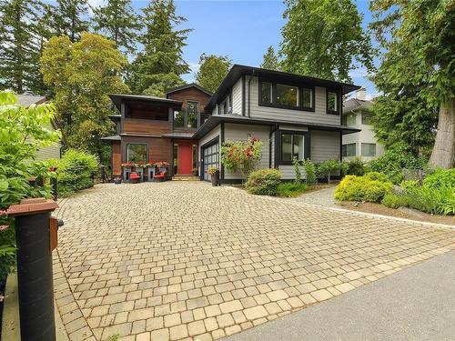 75 Norquay Rd, View Royal, BC 