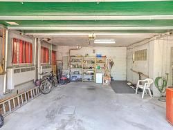 Garage - 