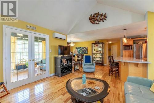 1299 Salisbury Road, Moncton, NB - Indoor Photo Showing Living Room