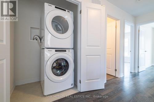 45 Folcroft Street, Brampton (Credit Valley), ON - Indoor Photo Showing Laundry Room