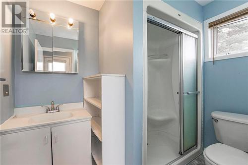 8 Kent Street, Richibucto, NB - Indoor Photo Showing Bathroom