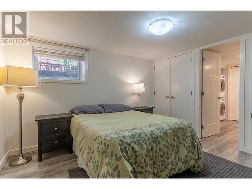 817 Nicola Street, Kamloops, BC - Indoor Photo Showing Bedroom