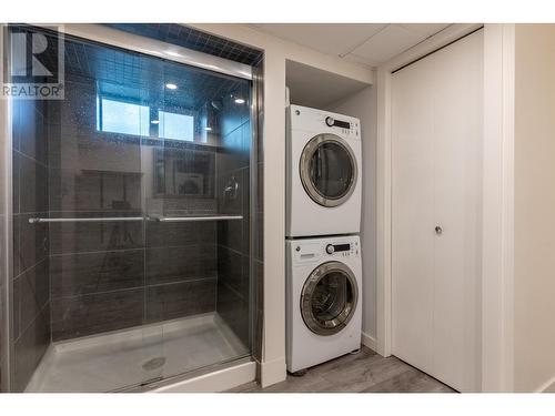 817 Nicola Street, Kamloops, BC - Indoor Photo Showing Laundry Room