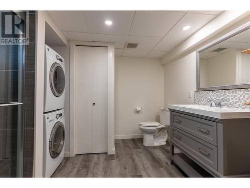 817 Nicola Street, Kamloops, BC - Indoor Photo Showing Laundry Room