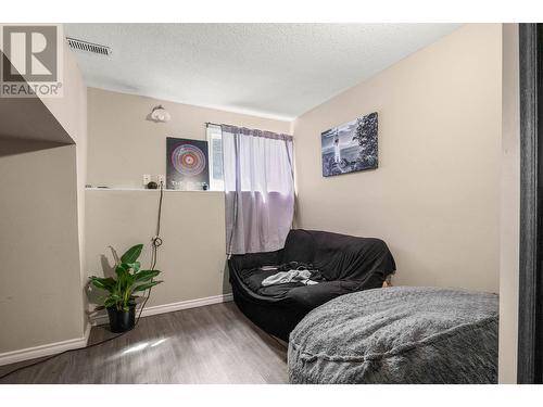 644 Clearwater Ave, Kamloops, BC - Indoor