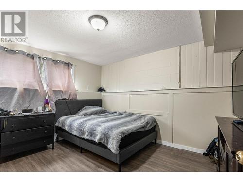 644 Clearwater Ave, Kamloops, BC - Indoor Photo Showing Bedroom