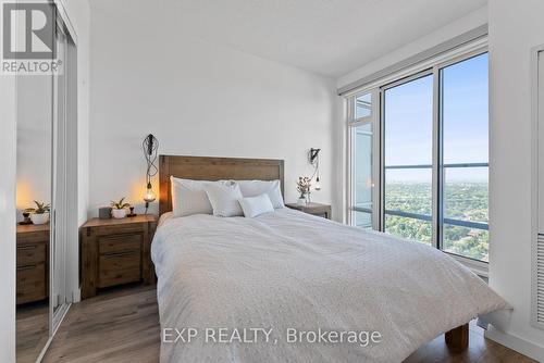 4606 - 2191 Yonge Street, Toronto (Mount Pleasant West), ON - Indoor Photo Showing Bedroom