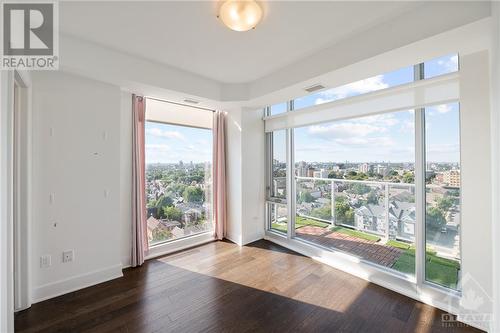 255 Bay Street Unit#1513, Ottawa, ON - Indoor Photo Showing Other Room