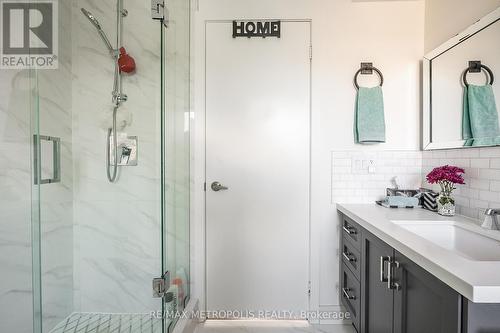 27 Thornton Avenue, Toronto (Caledonia-Fairbank), ON - Indoor Photo Showing Bathroom