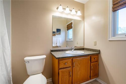 2155 Duncaster Drive|Unit #19, Burlington, ON - Indoor Photo Showing Bathroom