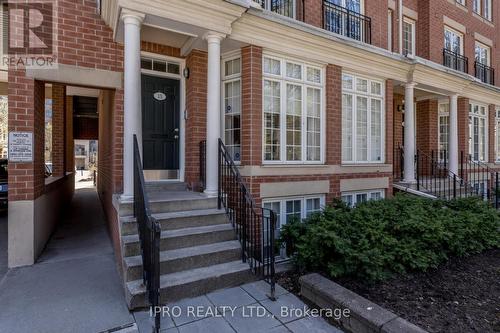 56 - 15 Niagara Street, Toronto (Waterfront Communities), ON - Outdoor With Facade