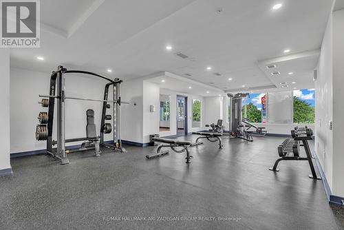 512 - 3237 Bayview Avenue, Toronto, ON - Indoor Photo Showing Gym Room