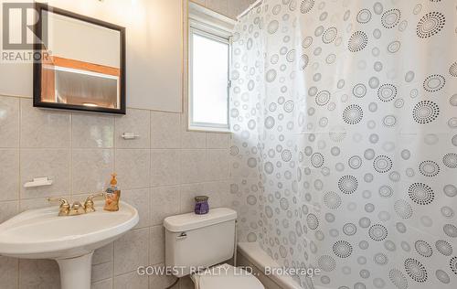 499 Scarborough Golf Club Road, Toronto (Woburn), ON - Indoor Photo Showing Bathroom