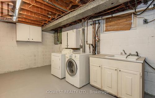 499 Scarborough Golf Club Road, Toronto (Woburn), ON - Indoor Photo Showing Laundry Room