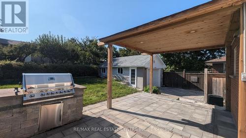 216 Linden Court, Oshawa (Donevan), ON - Outdoor With Deck Patio Veranda With Exterior