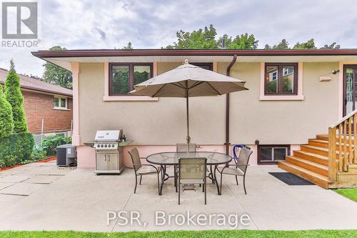 16 Colmar Place, Hamilton (Dundas), ON - Outdoor With Exterior