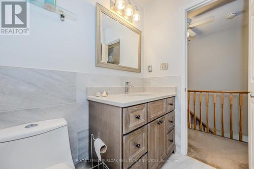 2099 Chrisdon Road, Burlington (Headon), ON - Indoor Photo Showing Bathroom