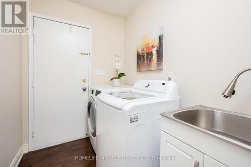 4361 Violet Road, Mississauga, ON - Indoor Photo Showing Laundry Room