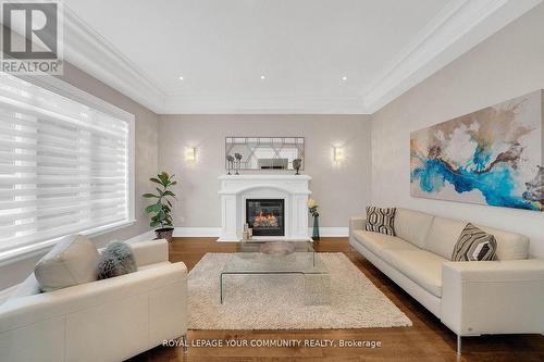 76 Elm Grove Avenue, Richmond Hill (Oak Ridges), ON - Indoor Photo Showing Living Room With Fireplace