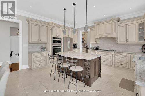 76 Elm Grove Avenue, Richmond Hill (Oak Ridges), ON - Indoor Photo Showing Kitchen With Upgraded Kitchen