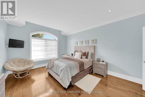 76 Elm Grove Avenue, Richmond Hill, ON - Indoor Photo Showing Bedroom