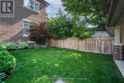 76 Elm Grove Avenue, Richmond Hill (Oak Ridges), ON - Outdoor