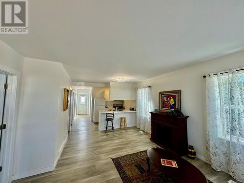 5013 52 Avenue, Pouce Coupe, BC - Indoor Photo Showing Living Room