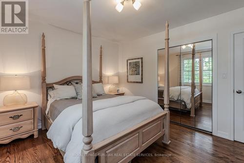 642 Cherrywood Drive, Burlington (Lasalle), ON - Indoor Photo Showing Bedroom