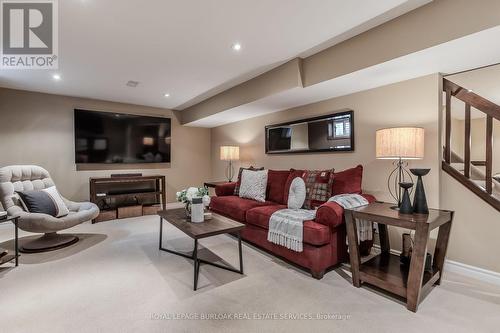 642 Cherrywood Drive, Burlington (Lasalle), ON - Indoor Photo Showing Living Room