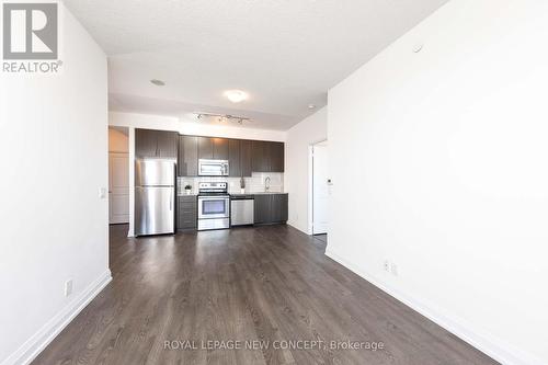 2101 - 7890 Bathurst Street, Vaughan, ON - Indoor Photo Showing Kitchen