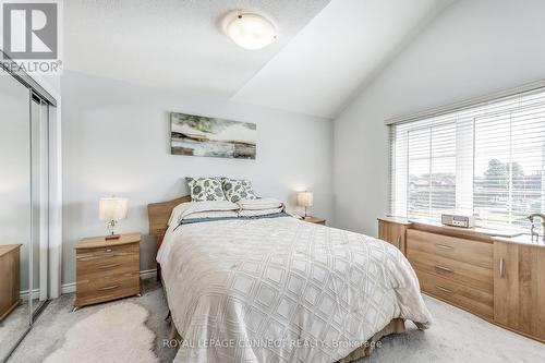 29 Mappin Way, Whitby, ON - Indoor Photo Showing Bedroom