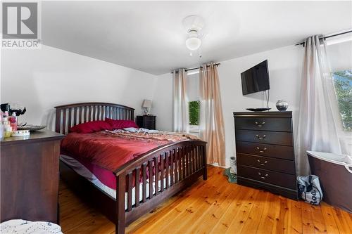 590 Boundary Road, Pembroke, ON - Indoor Photo Showing Bedroom