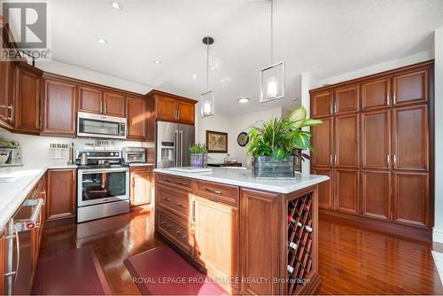 12 Dorchester Drive, Prince Edward County (Wellington), ON - Indoor Photo Showing Kitchen With Stainless Steel Kitchen