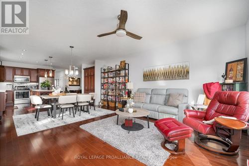 12 Dorchester Drive, Prince Edward County (Wellington), ON - Indoor Photo Showing Living Room