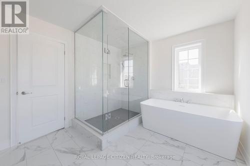 7 Wamsley Crescent, Clarington, ON - Indoor Photo Showing Bathroom