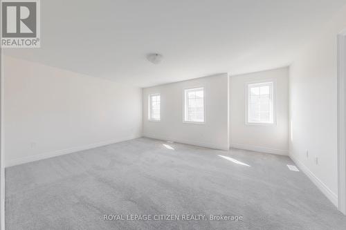 7 Wamsley Crescent, Clarington, ON - Indoor Photo Showing Other Room