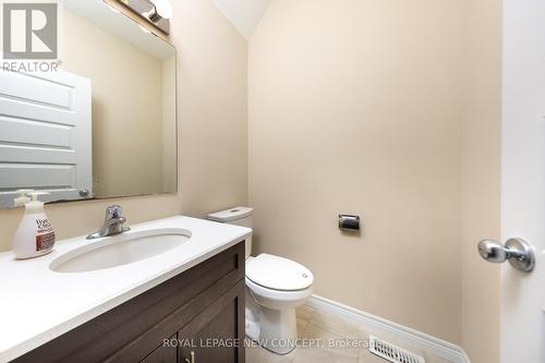 20 Mccann Street, Guelph (Village), ON - Indoor Photo Showing Bathroom