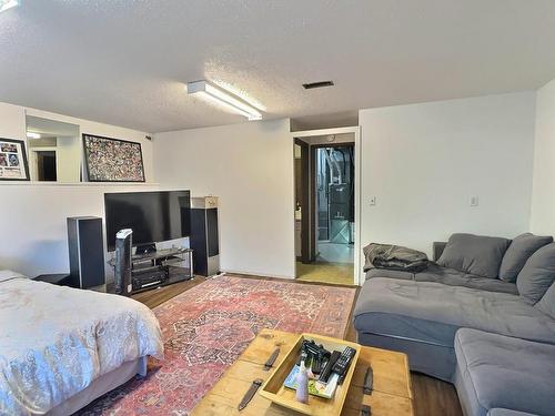 775 Sequoia Place, Kamloops, BC - Indoor Photo Showing Bedroom