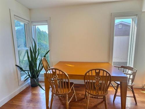 775 Sequoia Place, Kamloops, BC - Indoor Photo Showing Dining Room