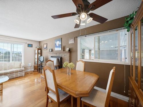 890 Pine Springs Road, Kamloops, BC - Indoor Photo Showing Dining Room