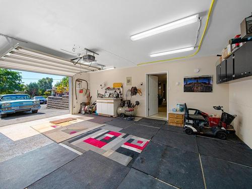 890 Pine Springs Road, Kamloops, BC - Indoor Photo Showing Garage