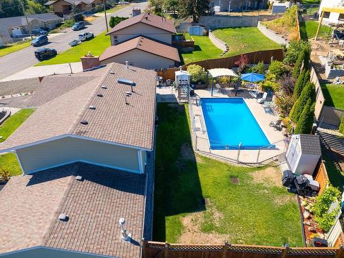 890 Pine Springs Road, Kamloops, BC - Outdoor With In Ground Pool