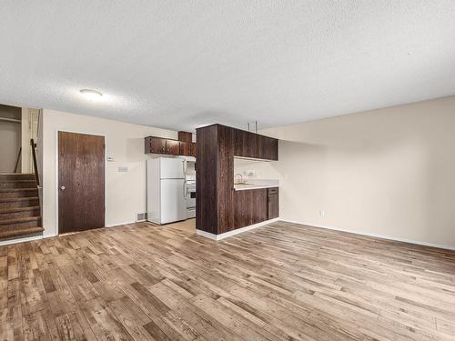 41-460 Dalgleish Drive, Kamloops, BC - Indoor Photo Showing Other Room