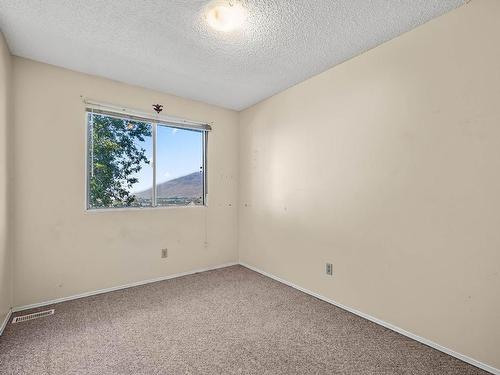 41-460 Dalgleish Drive, Kamloops, BC - Indoor Photo Showing Other Room