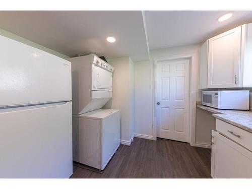 249 Waddington Drive, Kamloops, BC - Indoor Photo Showing Laundry Room