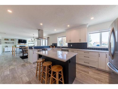 249 Waddington Drive, Kamloops, BC - Indoor Photo Showing Kitchen With Upgraded Kitchen