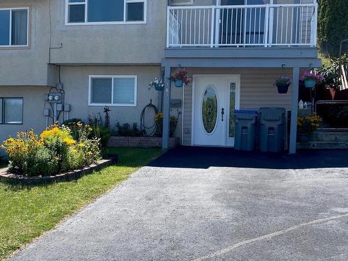 383 Waddington Drive, Kamloops, BC - Outdoor