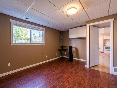 2661 Young Place, Kamloops, BC - Indoor Photo Showing Other Room