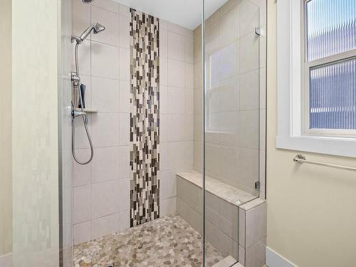 2032 Galore Cres, Kamloops, BC - Indoor Photo Showing Bathroom