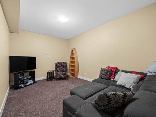 2032 Galore Cres, Kamloops, BC - Indoor